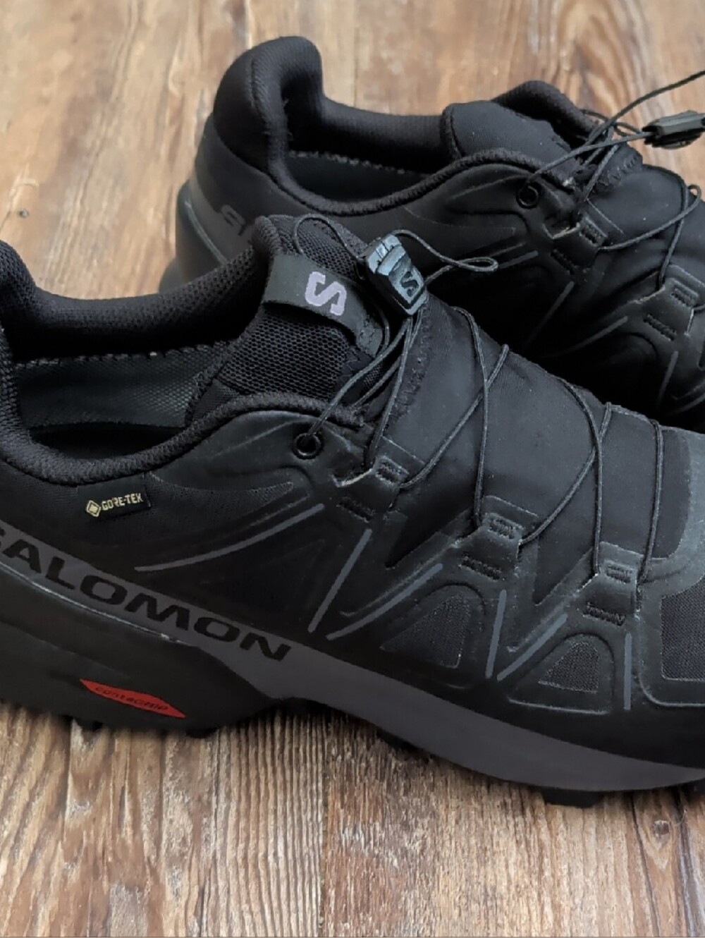 Salomon Men's Black Trail Running Shoes with Quicklace